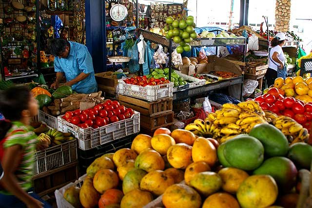 El Valle Market