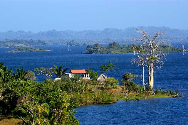 Lake Gatun near La Arenosa